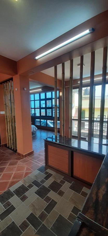 Looniva Guest House Lalitpur Екстериор снимка