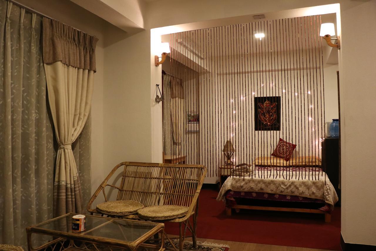 Looniva Guest House Lalitpur Екстериор снимка